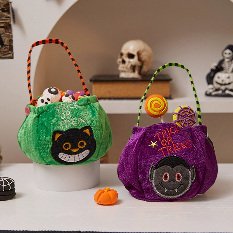 Halloween must-have small gifts, children's candy bags, buckets, kindergarten pumpkins, candy baskets, scene arrangement props