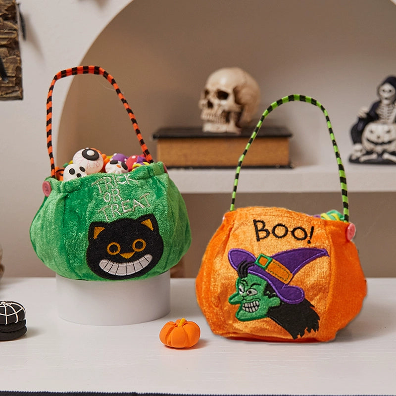 Halloween must-have small gifts, children's candy bags, buckets, kindergarten pumpkins, candy baskets, scene arrangement props