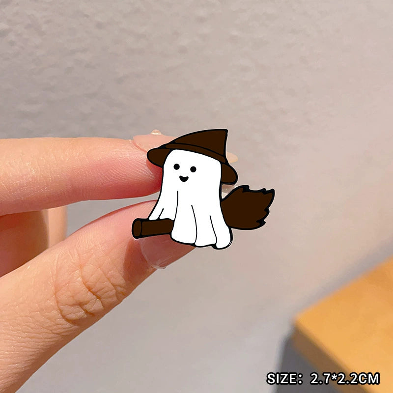 Halloween must-have little ghost brooch pumpkin pin Japanese cute metal badge Halloween decoration men's and women's clothes bag accessories
