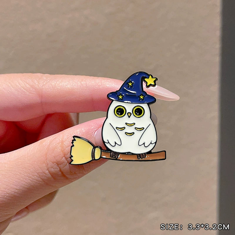 Halloween must-have little ghost brooch pumpkin pin Japanese cute metal badge Halloween decoration men's and women's clothes bag accessories