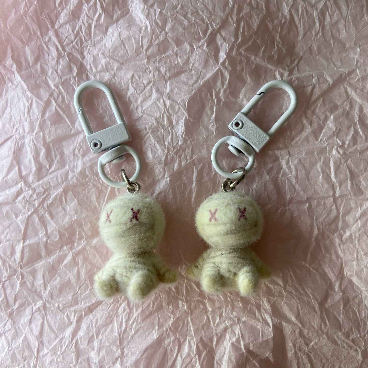 Halloween must-have new flocking cartoon little mummy pendant keychain bag pendant Halloween gift