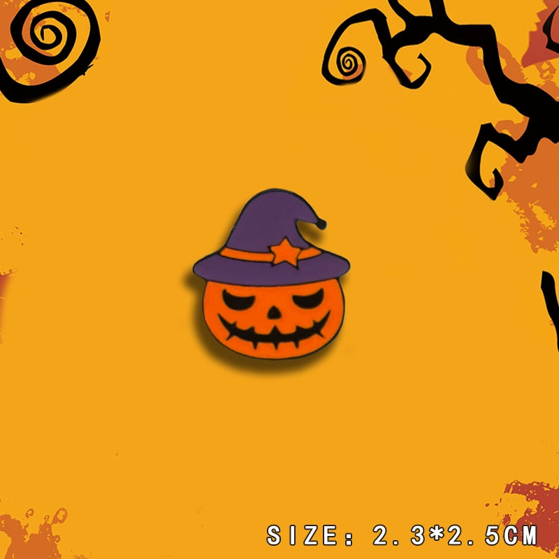 Halloween must-have little ghost brooch cute Japanese metal badge male and female personality pin student bag decoration gift