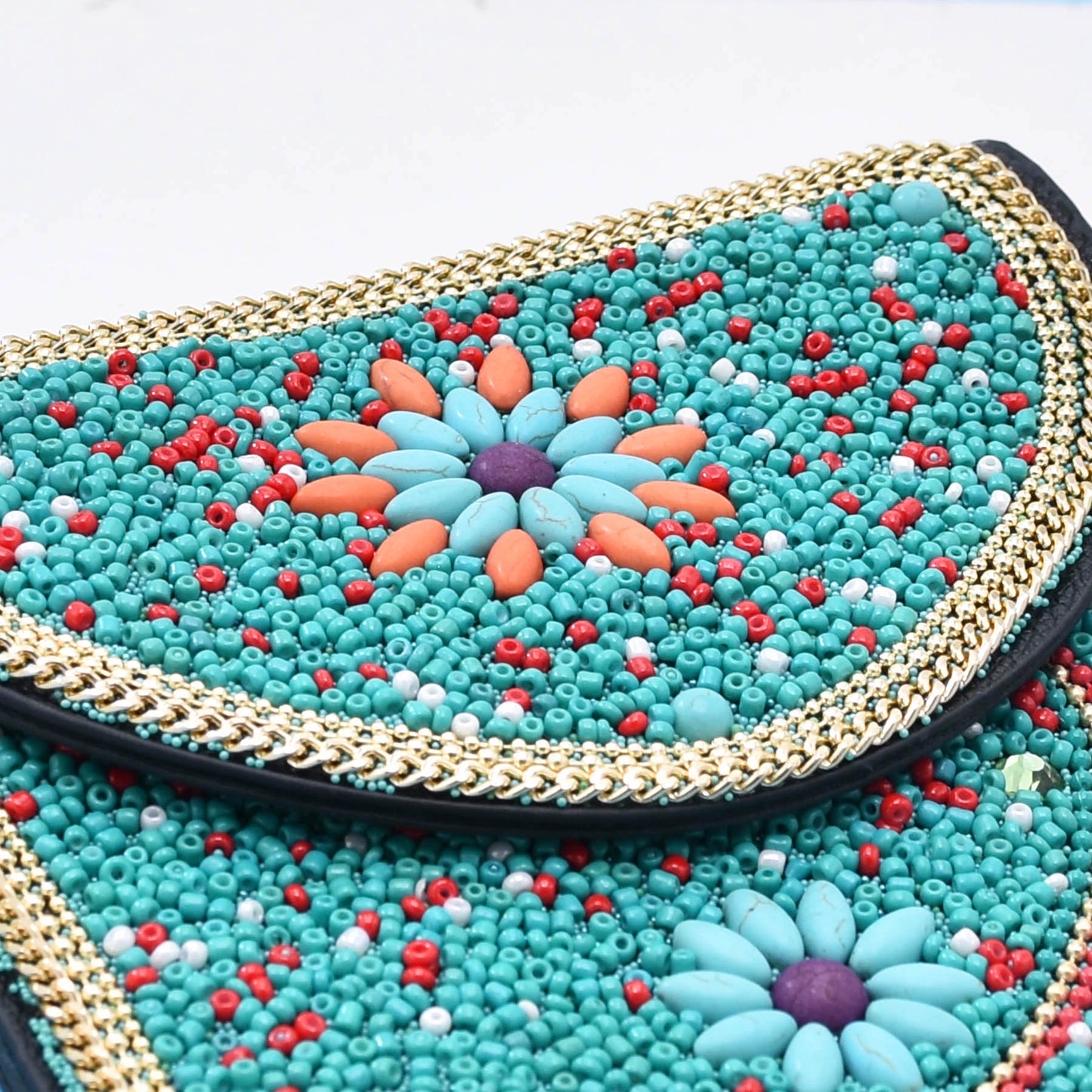 Ethnic style personalized retro Xinjiang messenger bag rice bead turquoise leather bag Mongolian Yunnan travel mobile phone bag