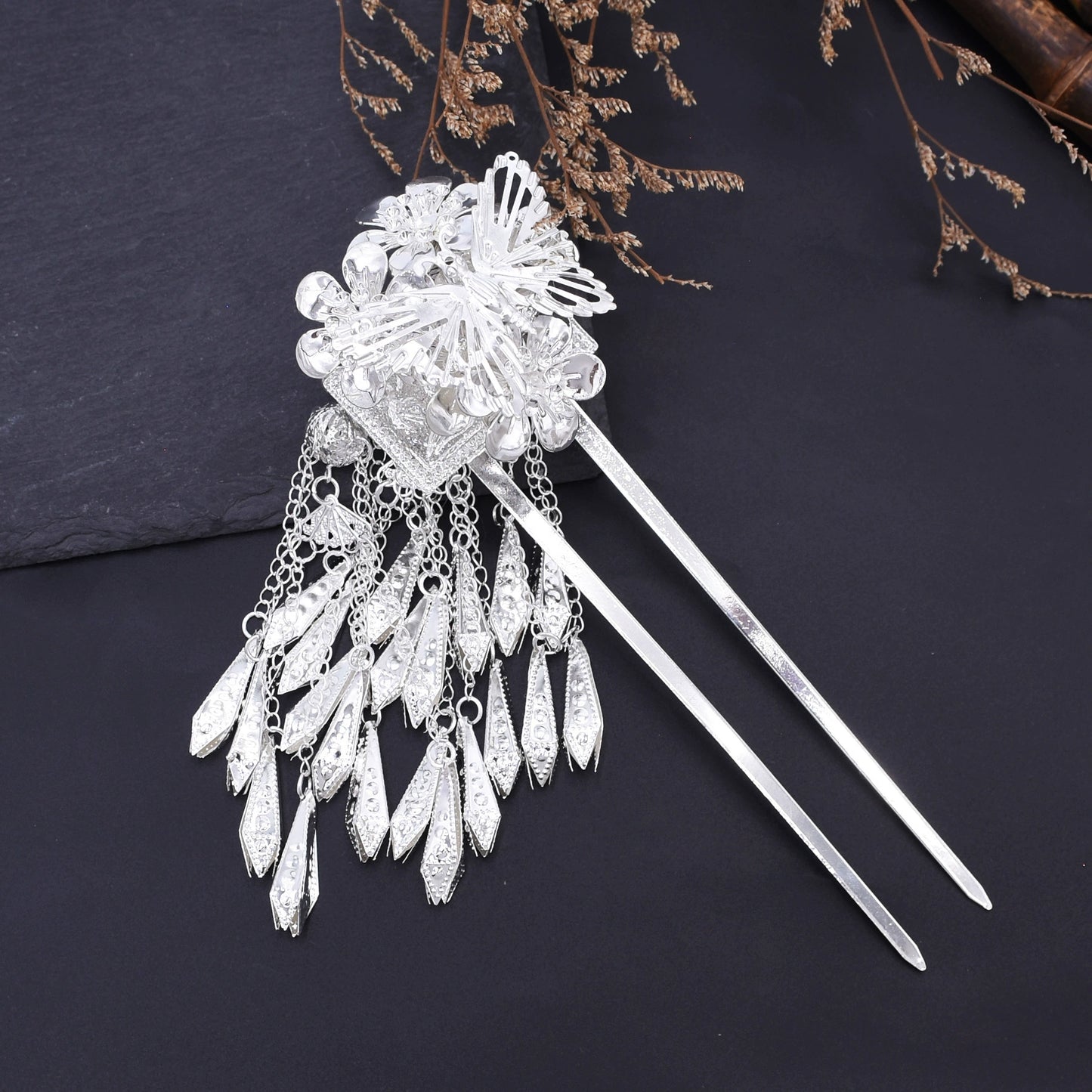New butterfly ethnic style hairpin Hanfu ancient style accessories hairpin long tassel hair accessories walking Miaojiang studio photo