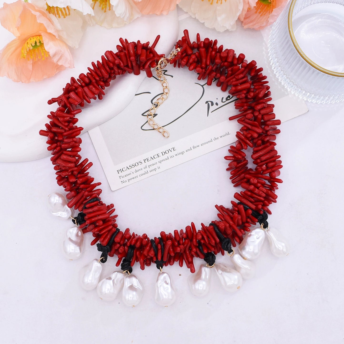 New European and American style necklace, summer beach style light luxury coral red irregular handmade imitation pearl red collarbone chain