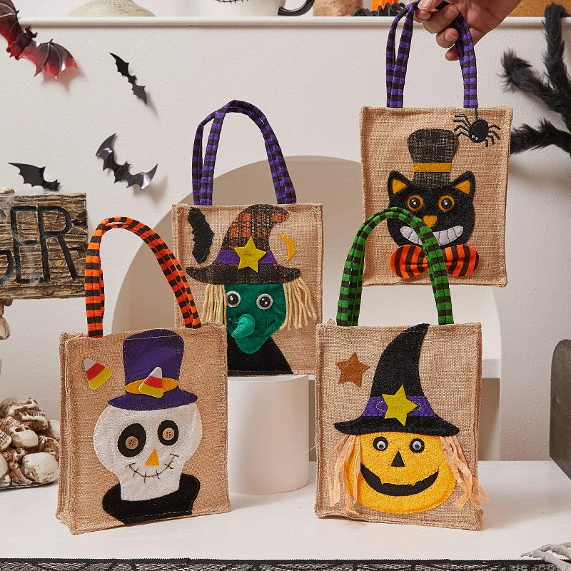 Halloween must-have small gifts, children's candy bags, buckets, kindergarten pumpkins, candy baskets, scene arrangement props